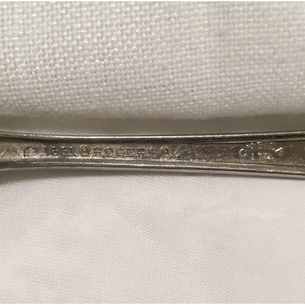 Vintage Silver Plate Jelly Spoon Server 1881 Rogers Oneida